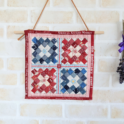 アメリカンテイストのパッチワークキルトタペストリー タペストリー