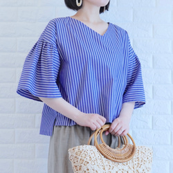 【播州織×爽やかストライプ】風通し抜群のギャザーブラウス　二の腕カバー・脱ぎ着楽　すっきり見え　上品な大人の夏服　 8枚目の画像