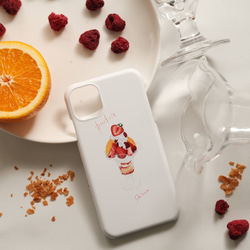iPhone15対応！【受注生産】iPhoneケース　木苺とオレンジのパフェ(白背景） 1枚目の画像