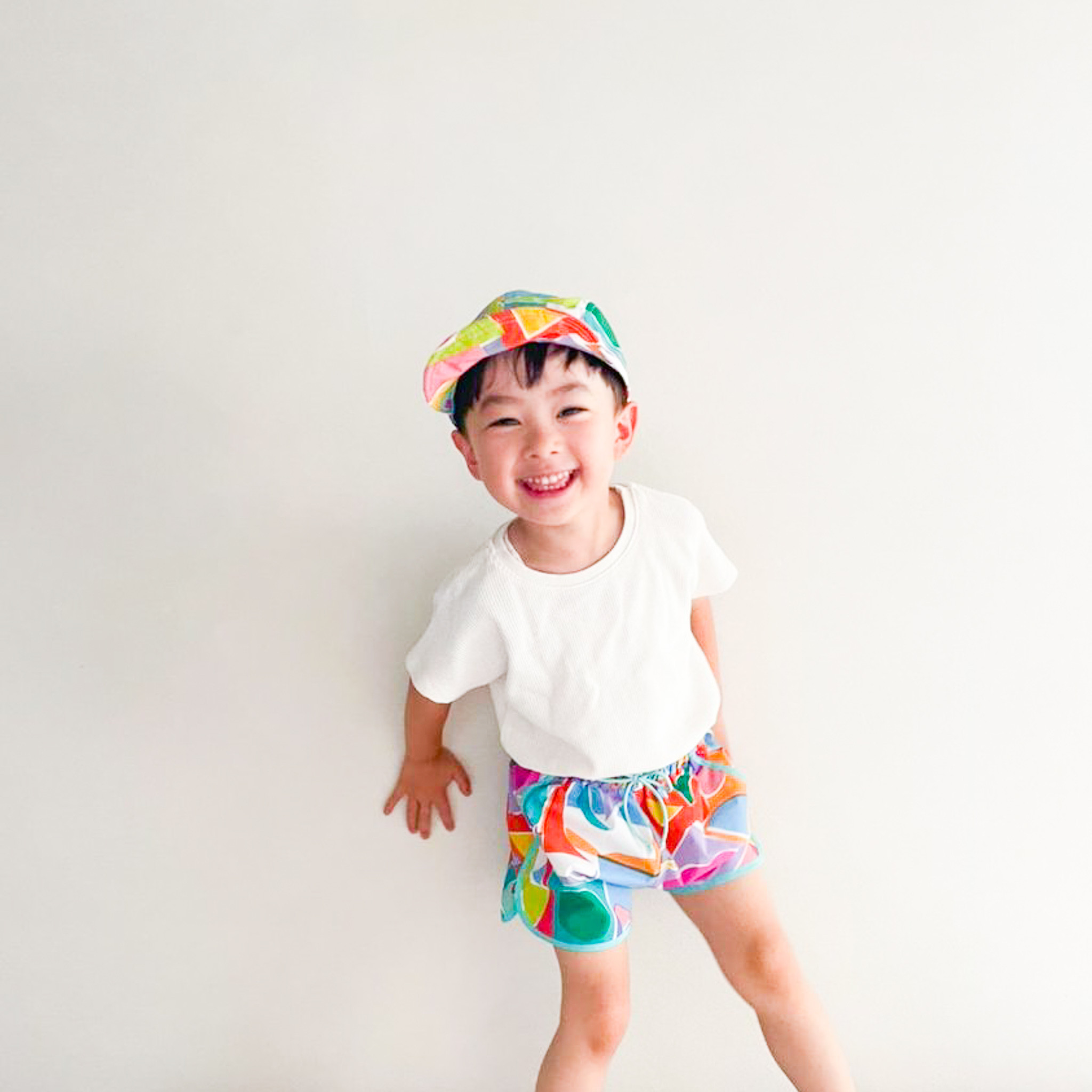 毎日洗える子供のキャップ：きりえあそび（カラフル）　速乾で水遊びにも◎！