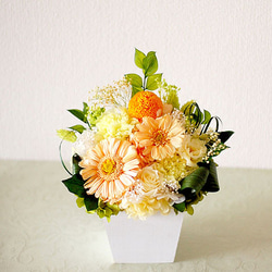 【仏花】ガーベラを使ったお供え花【供花】 3枚目の画像