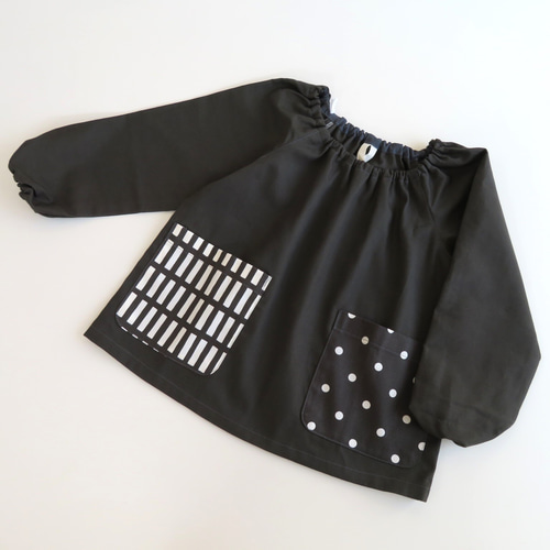 モノトーンカラーのお洒落スモック□80～160サイズ□ その他入園グッズ