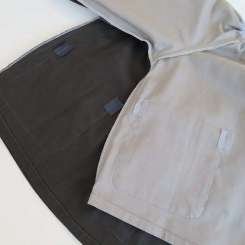 モノトーンカラーのお洒落スモック□80～160サイズ□ その他入園グッズ