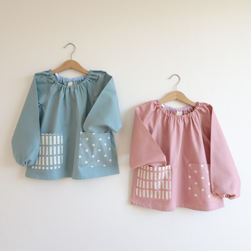 モノトーンカラーのお洒落スモック□80～160サイズ□ その他入園グッズ