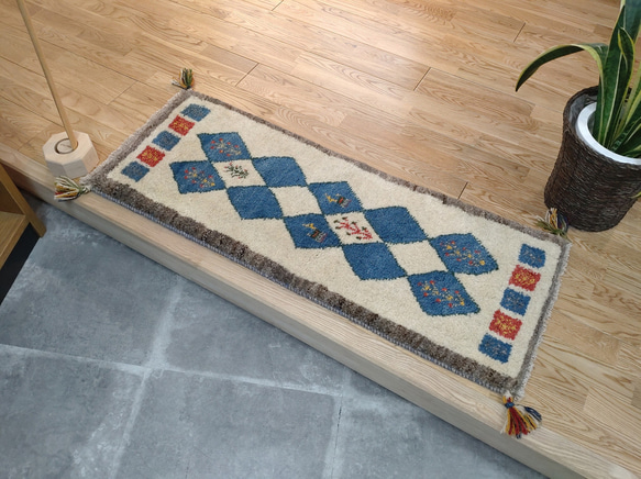 ペルシャ　ギャッベ  ミニランナー　115×40   アイボリー　ラクダ ペルシャ ギャッベ ミニランナー ラグ 113x43cm ラクダ