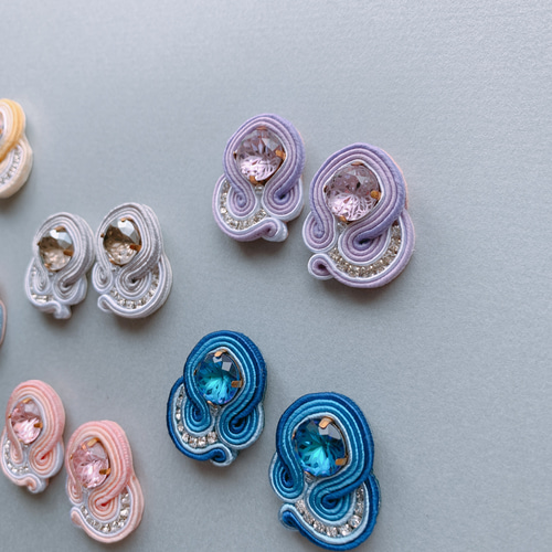 一点物】透明感30％ピアス パープル ピアス（スタッド・一粒） vitta