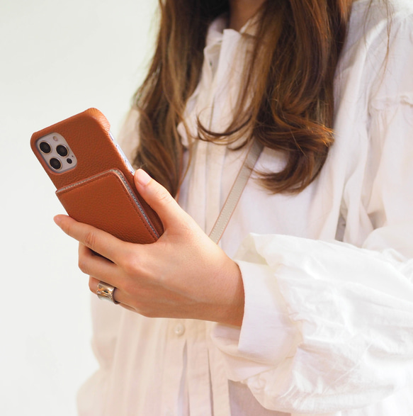 #3 名入れ可｜バイカラー本革iPhoneショルダーケース（背面収納　スマホショルダー）Brown+Greige 2枚目の画像