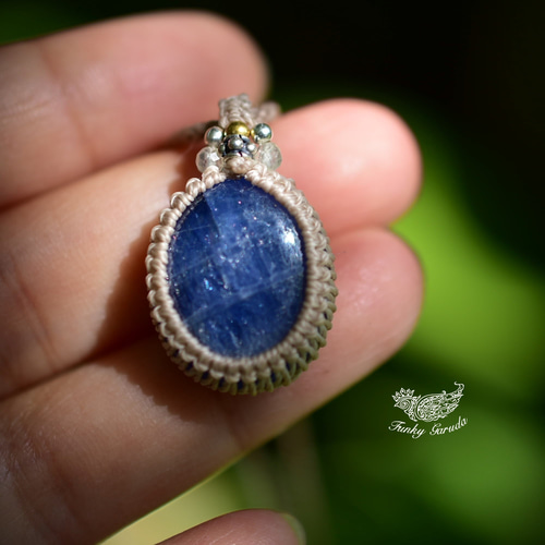 蒼いシラー☆ブルーサファイア マクラメペンダント450 ネックレス