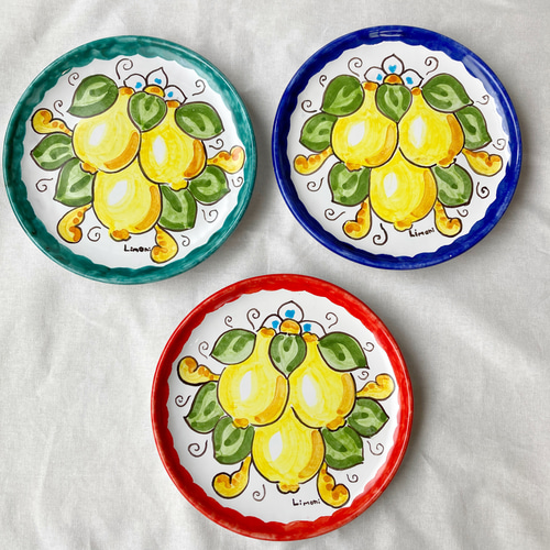 虎の絵柄 陶器小皿 木箱付き 虎の絵柄 陶器小皿 木箱付き