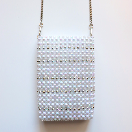 スマホが入る総ビーズのミニマルポシェット（ホワイト） ショルダー
