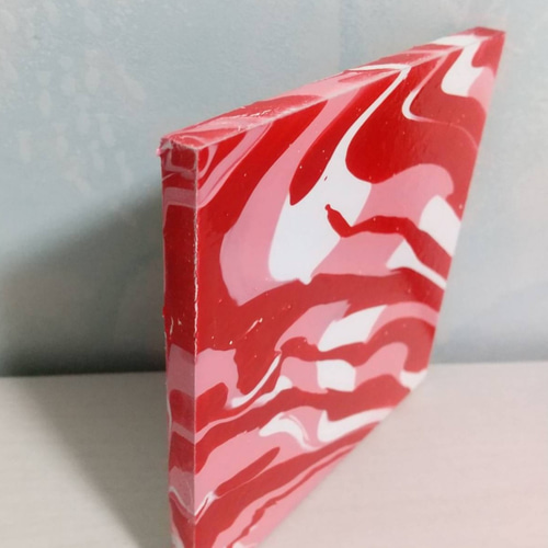 原画 赤 ピンク 白 マーブル ポーリングアート フルイドアート 抽象画