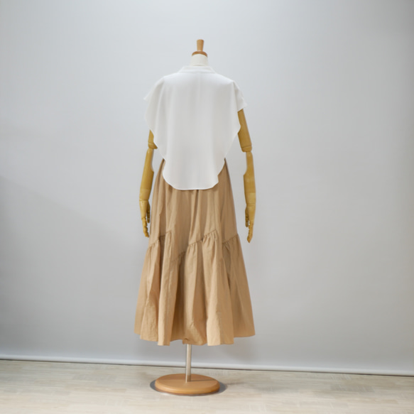 【期間限定　送料無料】【新色】スカートとパンツスタイルで顔が変わる　透けないジョーゼット衿ブラウス　シロ 14枚目の画像