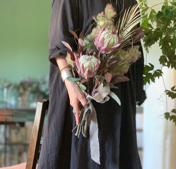 スモークツリーとキングプロテアのスワッグ アーティフィシャル