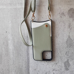 iPhoneケース かわいいカードポケット ロングベルト付き 2枚目の画像
