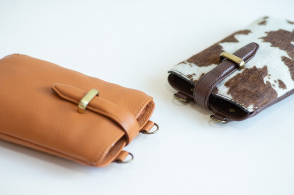 スマホショルダー　シュリンクレザー　キャメル　スマホポシェット　ポーチ　ポシェット　本革　日本製　apo-24nns 6枚目の画像