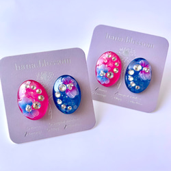 glass oval pink blue bycolor flower Earrings 8枚目の画像
