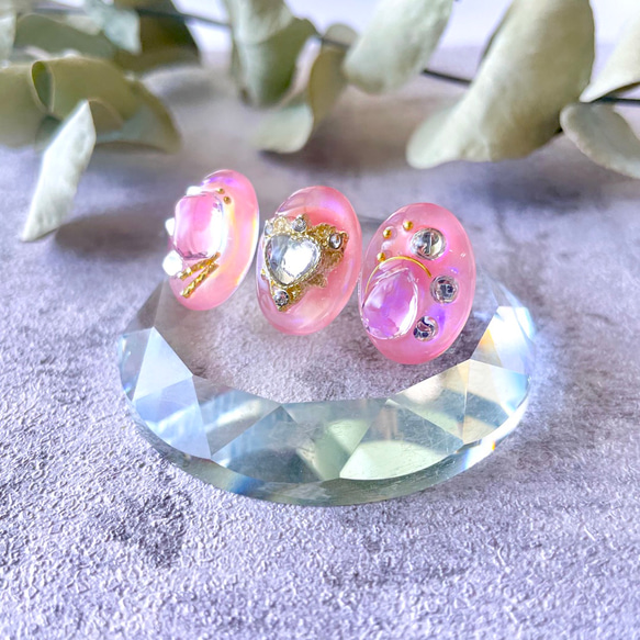 玻璃橢圓形水分純粉色耳環 第4張的照片