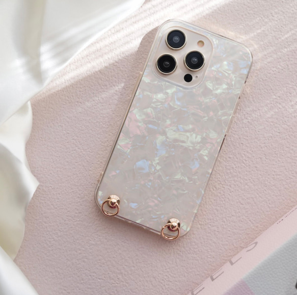 色が選べる★ 手ぶらが叶う スマホショルダー ストラップ付き iphoneケース キラキラシェル 3枚目の画像