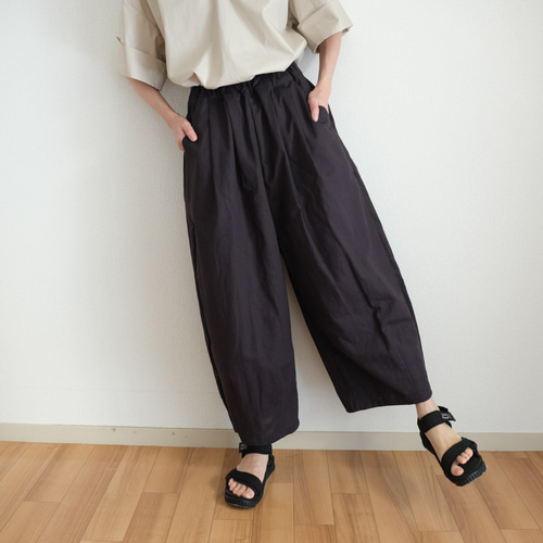 リネンコクーンワイドパンツ 墨黒 キュロット・ワイドパンツ