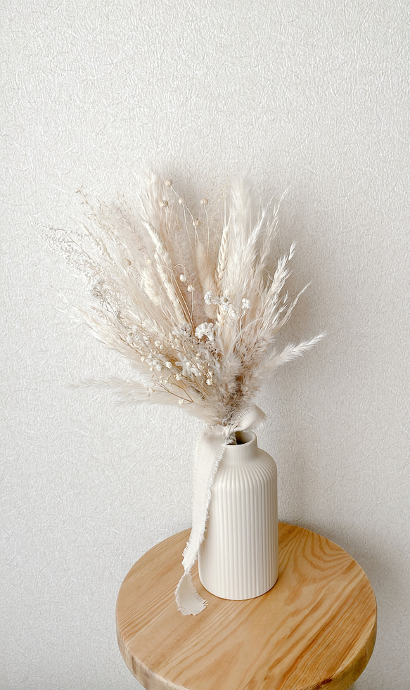 szn様専用　　パンパスグラスと白い小花のブーケ　　ホワイト　ベージュ　スワッグ 5枚目の画像
