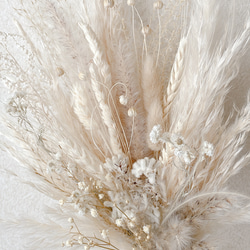 szn様専用　　パンパスグラスと白い小花のブーケ　　ホワイト　ベージュ　スワッグ 7枚目の画像