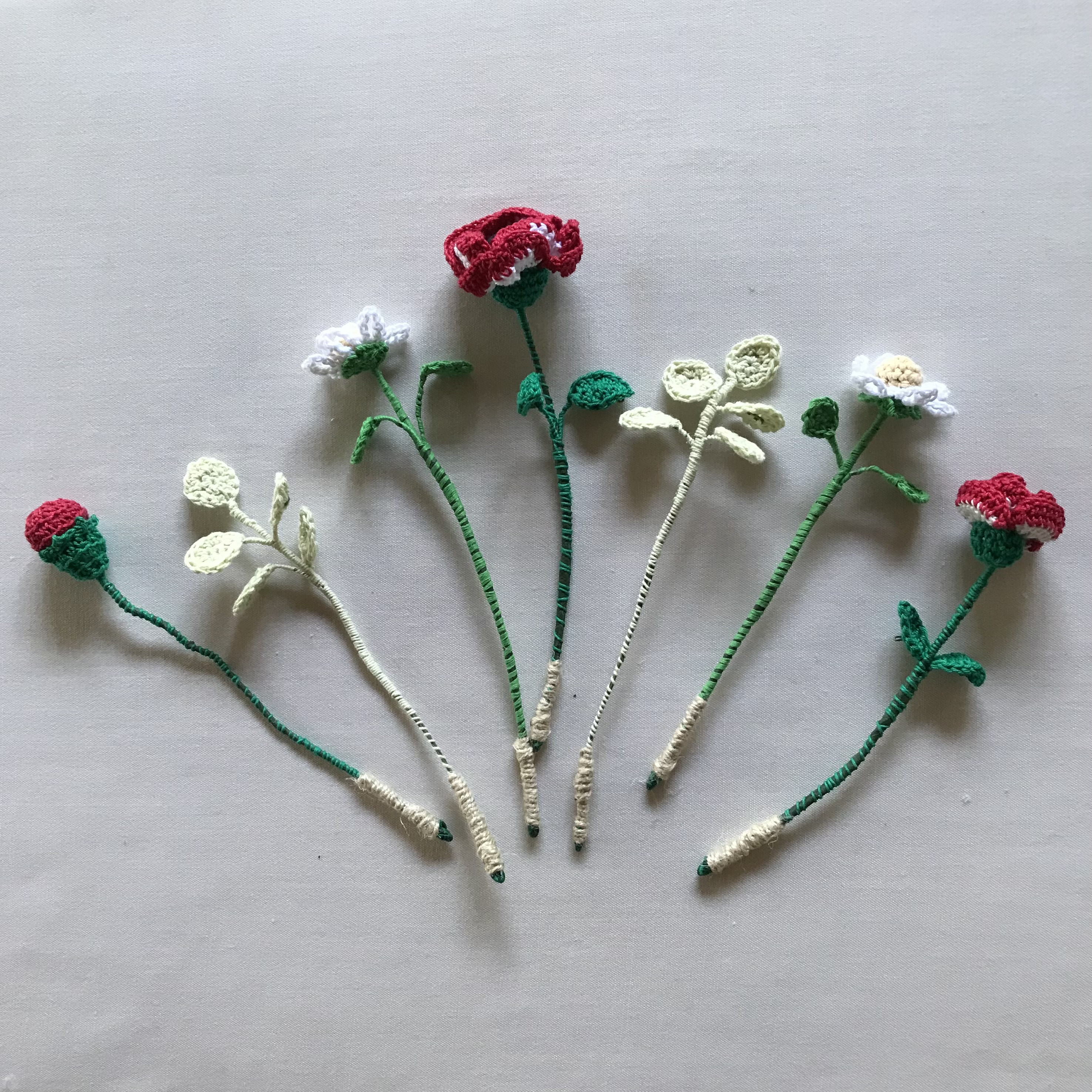 青の編み物スワッグ レース編み ハンドメイド ブーケ 花束 編み