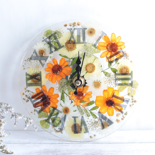 小花を閉じ込めて」“ノースポール&レースフラワー&クローバーの