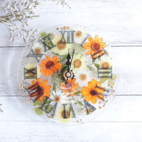 固まるハーバリウム ねこの中のお花畑 固まるハーバリウム ねこの中のお花畑 - メルカリ