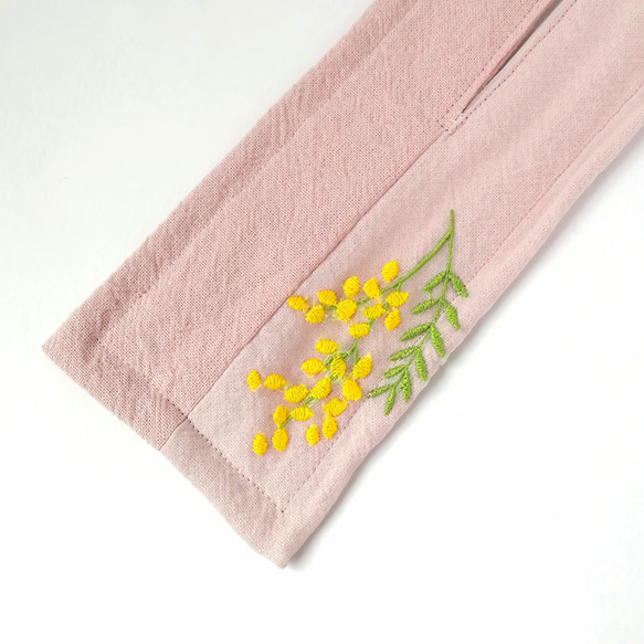 ミモザの刺繍入りピンクのデフトバン 7枚目の画像