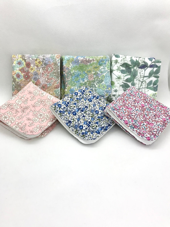 ハンドメイド　⑥リバティ生地　クロッチ君　ダブルガーゼ×タオル地　ミニハンカチ ハンドメイド⑥リバティ生地クロッチ君ダブルガーゼ×タオル地ミニハンカチ