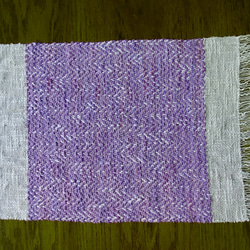 手織ティーマットG (ランチョンマット、淡いむらさき色のジグザグ柄) 4枚目の画像