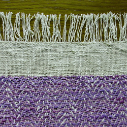手織ティーマットG (ランチョンマット、淡いむらさき色のジグザグ柄) 5枚目の画像