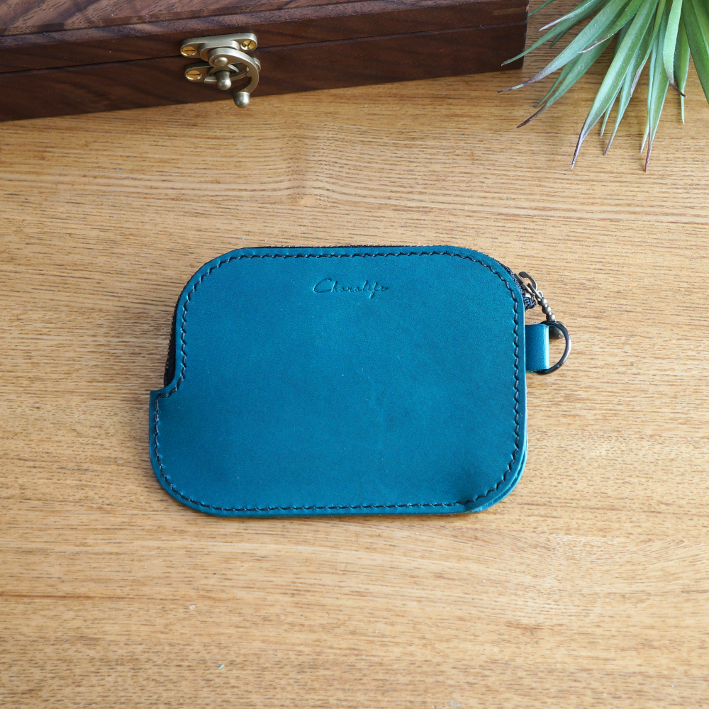 スリムな二つ折り財布、コンパクト財布