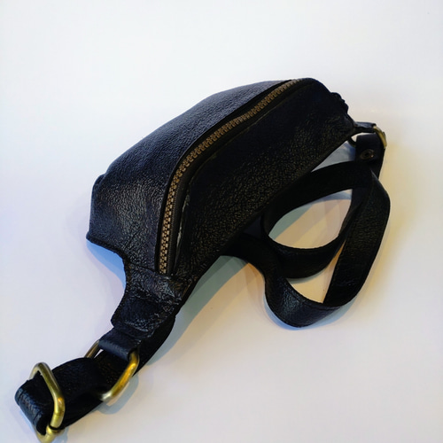 ハンドメイド　ボディバッグ　ヌメ本革　ネイビー　クリーマー　★新品／未使用品★ 本革レザー】◇ミニ◇Sサイズ◇コンパクトサイズ◇男女兼用