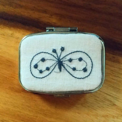 ミナペルホネン生地*ピルケース*ハンドメイド ピンク アクセサリー