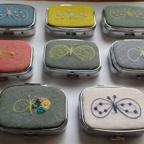 nanami_19　ミナペルホネン  ハンドメイド　ミラー付きピルケース ミナペルホネン生地*ピルケース*ハンドメイド ピンク アクセサリー