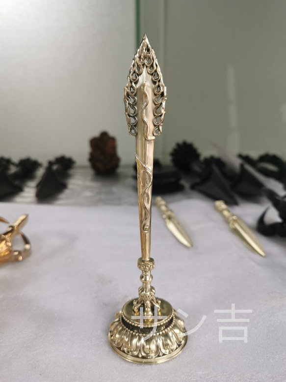 【修縁堂】密教法器 文殊菩薩 知恵神剣 金剛剣 仏教法具 真鍮製 16CM 修縁堂】密教法器 文殊菩薩 知恵神剣 金剛剣 仏教法具 真鍮製 16CM