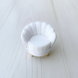 ミニチュアシェルソファのリングスタンド リングピロー  一人がけ ホワイト 4枚目の画像