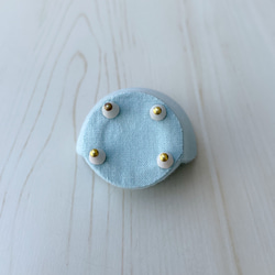 ミニチュアシェルソファのリングスタンド リングピロー  一人がけ ライトブルー 10枚目の画像