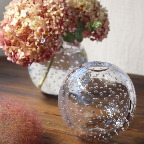 送料無料 中に泡ありガラスペーパーウェイト 小さな花入れ送料無料 中に