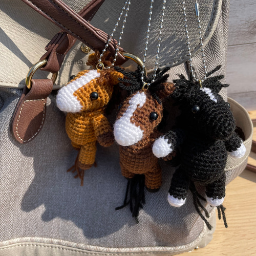 受注制作】お馬さんのあみぐるみストラップ【栗毛】 キーホルダーや