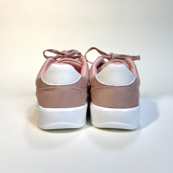 非常輕便！麂皮雙色運動鞋（淡粉色 x 銀色）23.0〜24.0cm 第4張的照片