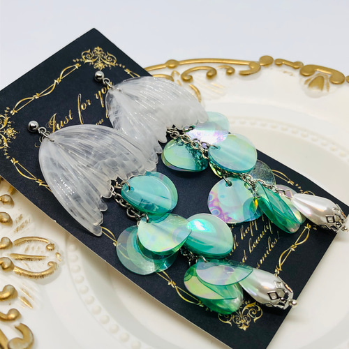 人魚さんの緑ピアス 人魚さんの緑ピアス