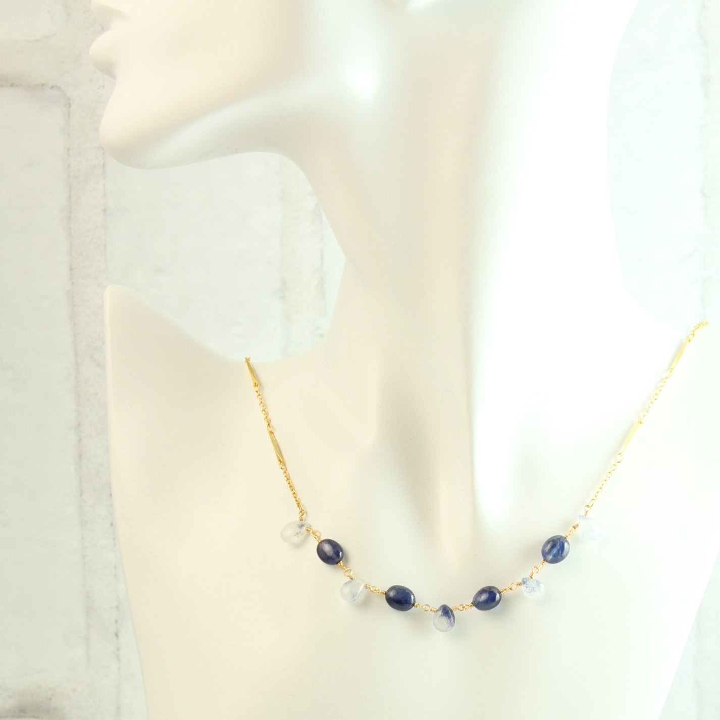 【１点限定】サファイアとドゥモルチェライト　ネックレス