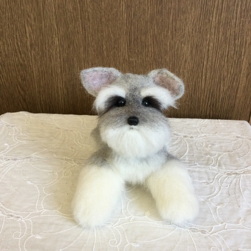 羊毛フェルト　ミニチュアシュナウザー　茶色ちゃん 羊毛フェルト ミニチュアシュナウザー ソルト&ペッパー レバーちゃん