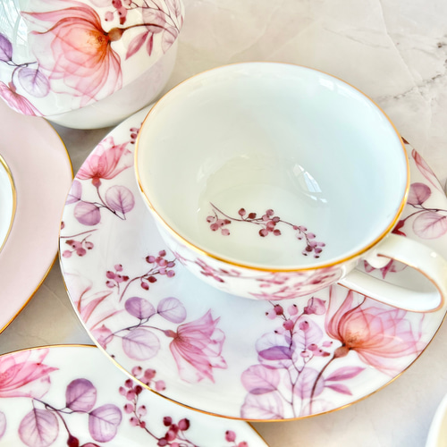 くすみピンクの花柄ティーフォーワン ポット・急須 ℒ𝓊𝒸𝒾ℴ𝓁ℯ 通販