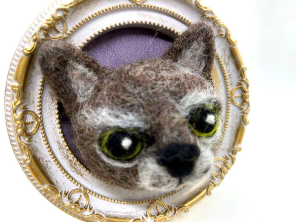 【羊毛フェルト】しっかり顔の猫さん、スタンド飾り 4枚目の画像