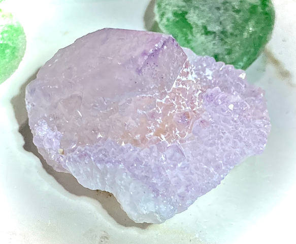 精霊を呼ぶ石✨カクタスアメジスト　サボテン水晶　ラフストーン　原石 3枚目の画像