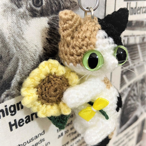 ひまわりと三毛猫あみぐるみ＊キーホルダー☆受注製作品 あみぐるみ