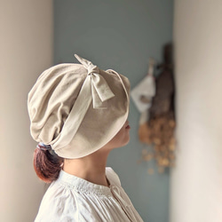 頭小さ目さんから大き目さんまで　軽くて優しいコットンリネン帽子（ベージュ×パールベージュ） 1枚目の画像